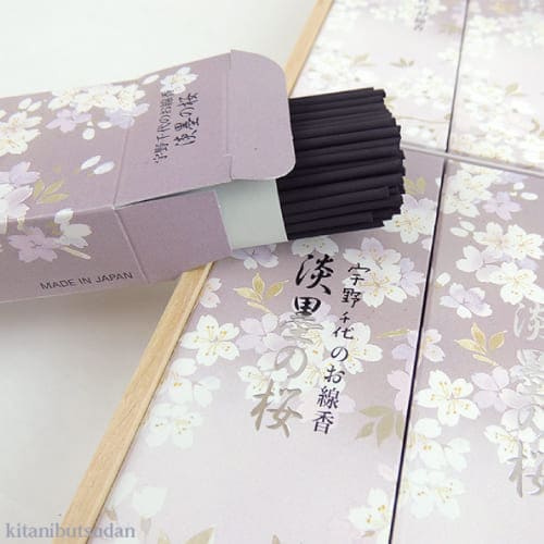 楽天市場】【送料無料】 日本香堂 宇野千代のお線香 淡墨の桜 桐箱