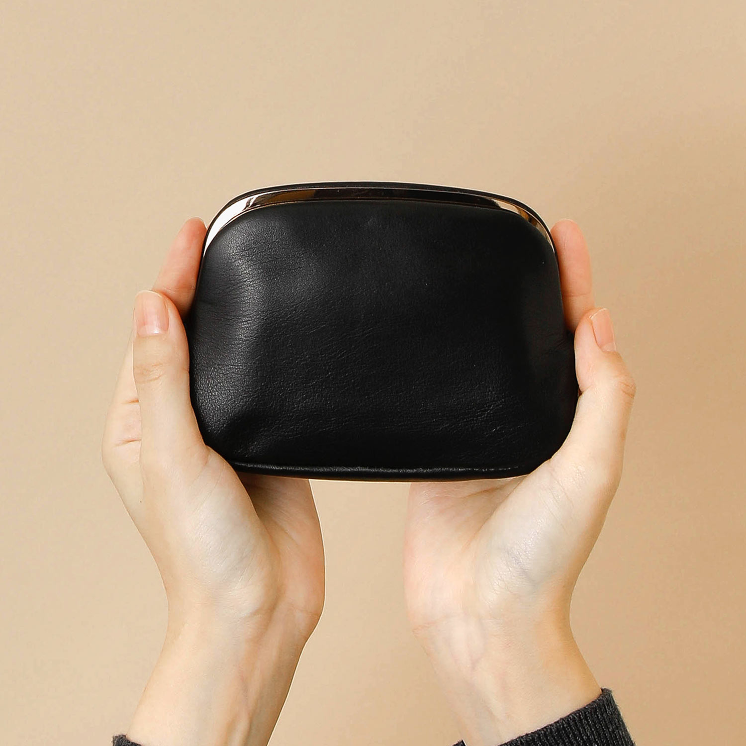 楽天市場】レザーがま口ポーチ (M) 革 本革 レザー アクセサリー キー