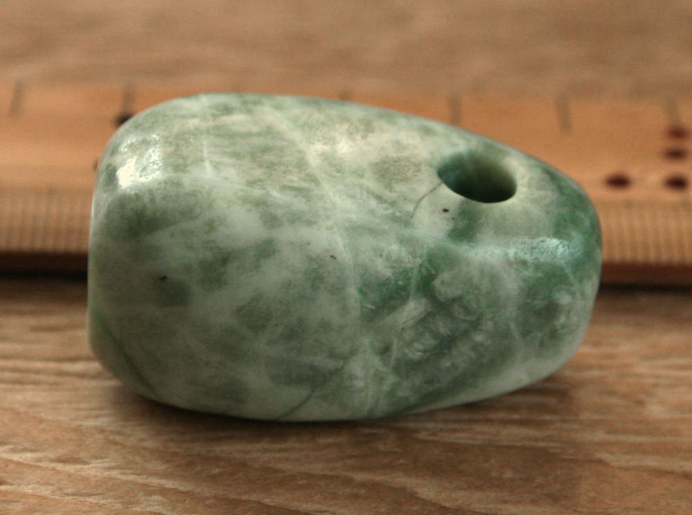 楽天市場】糸魚川翡翠石笛 C01315 清山 作 40mm*23mm*21mm 糸魚川産