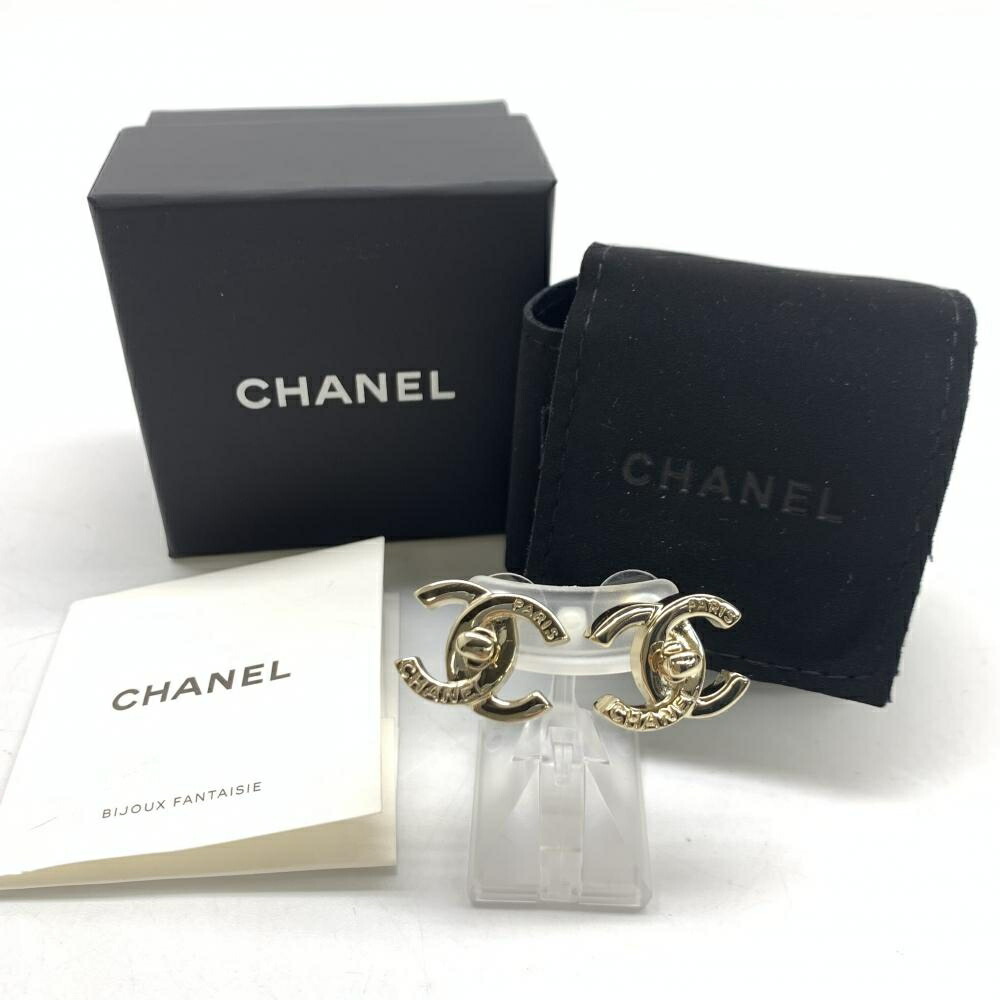 楽天市場】美品 CHANEL シャネル B22 ココマーク ロゴ ピアス ゴールド