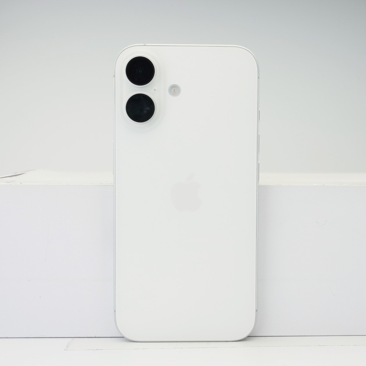 楽天市場】iPhone 16 SIMフリー 未使用に近い SAランク 中古 本体