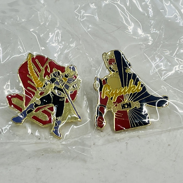 平成仮面ライダー10周年記念 限定ピンバッジ 1000個限定 平成仮面