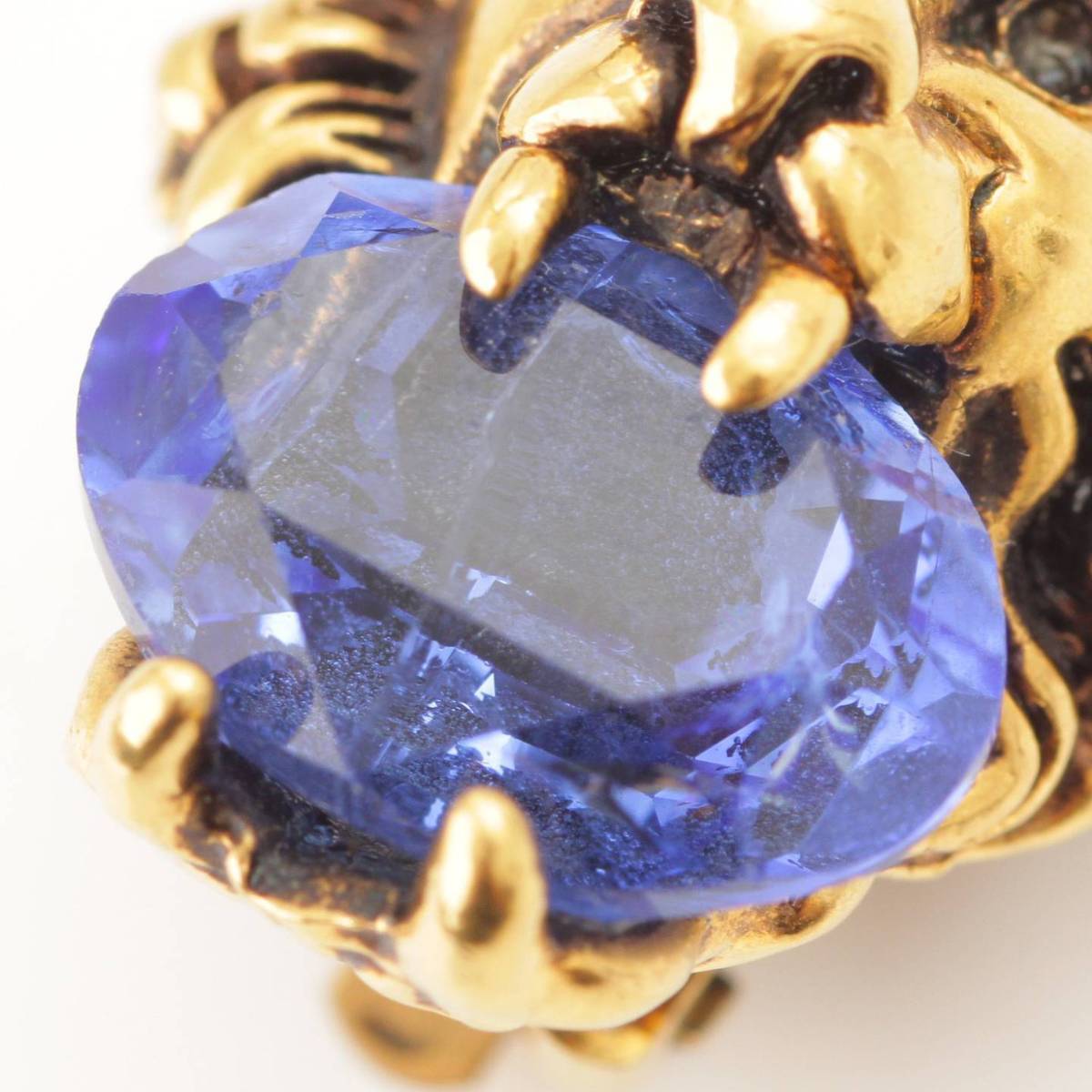 楽天市場】【グッチ】Gucci ライオンヘッド クリスタル付き イヤリング