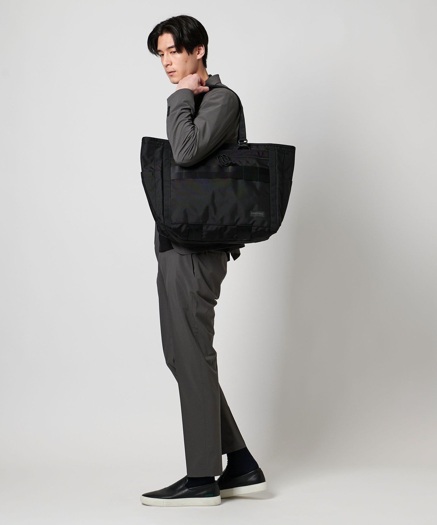 UNITED ARROWS別注 BRIEFING PC TOTE ダークグレー UNITED ARROWS｜【別注】<BRIEFING>THE TOTE/トートバッグ | Rakuten