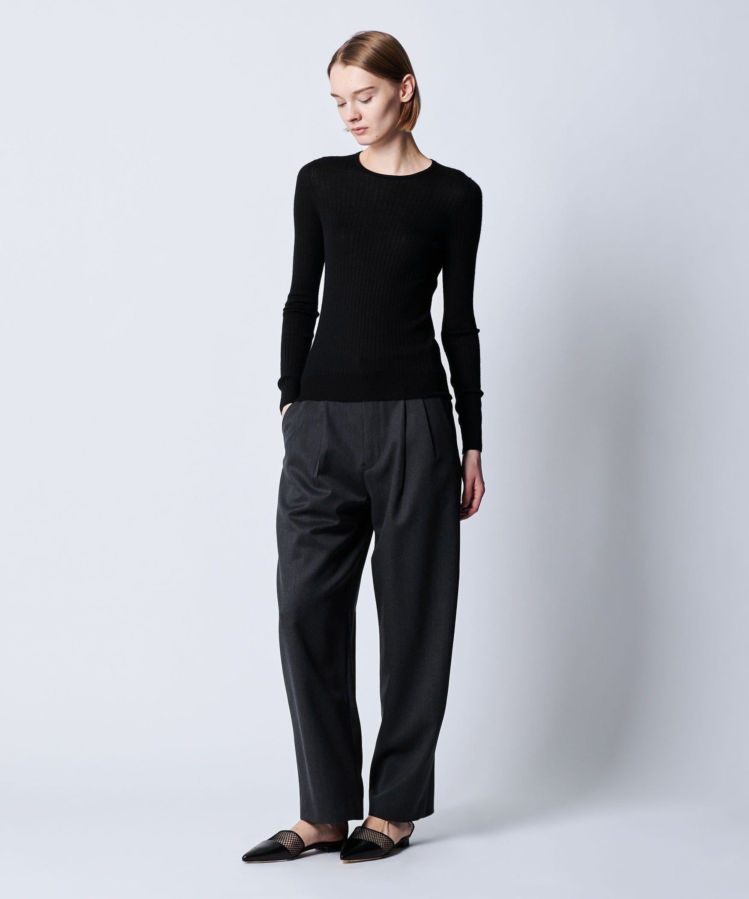 Drawer｜18G カシミヤシルクリブクルーネックニット | Rakuten Fashion