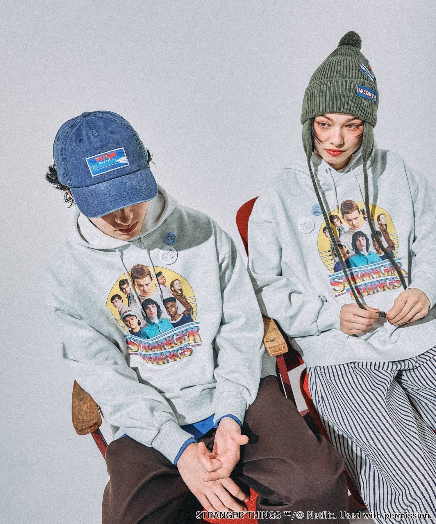 niko and ｜【STRANGER THINGS】コラボ 缶バッチ付きパーカー