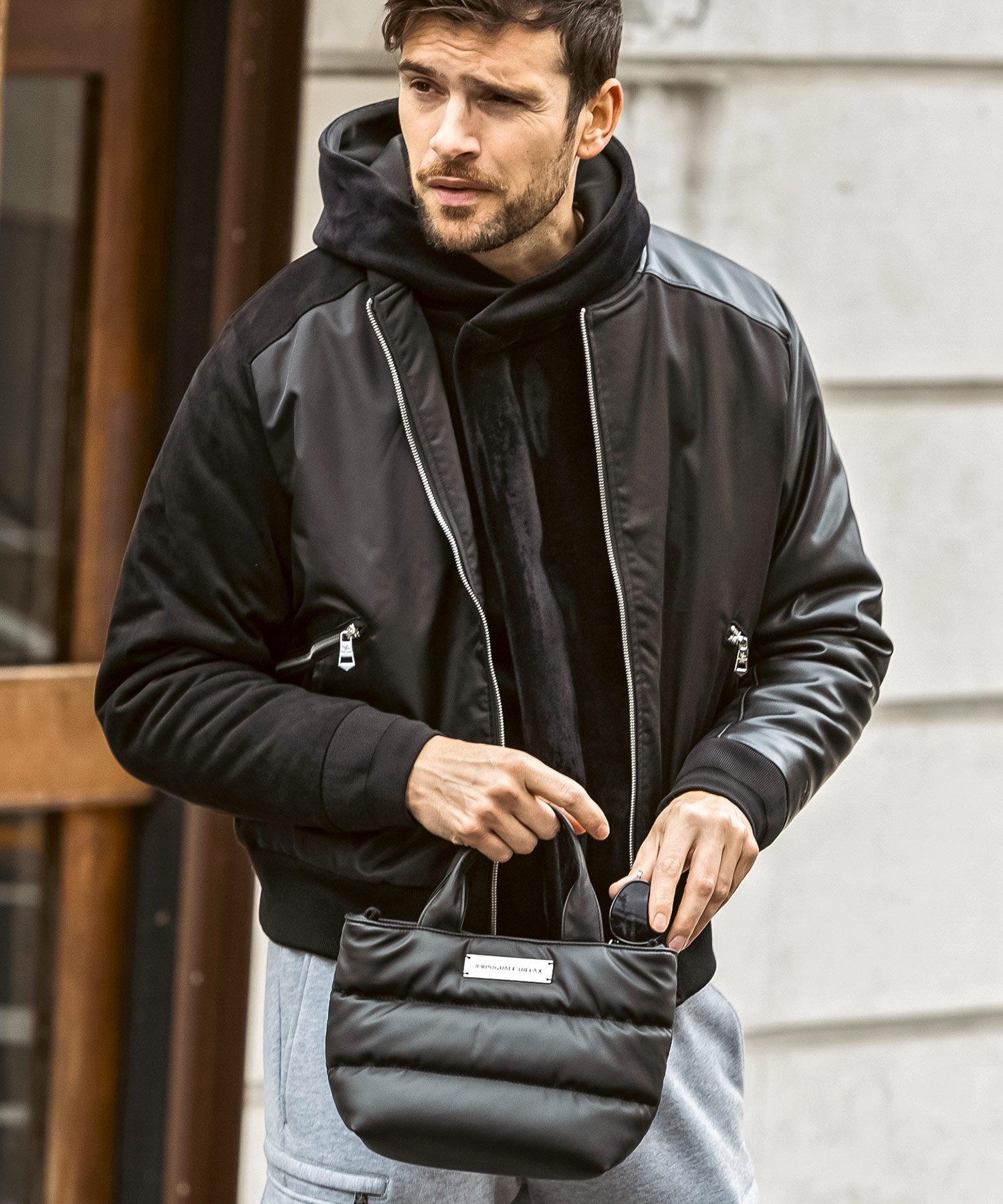 SHIFFON｜1PIU1UGUALE3 RELAX シルバーロゴプレートパデッドミニトート