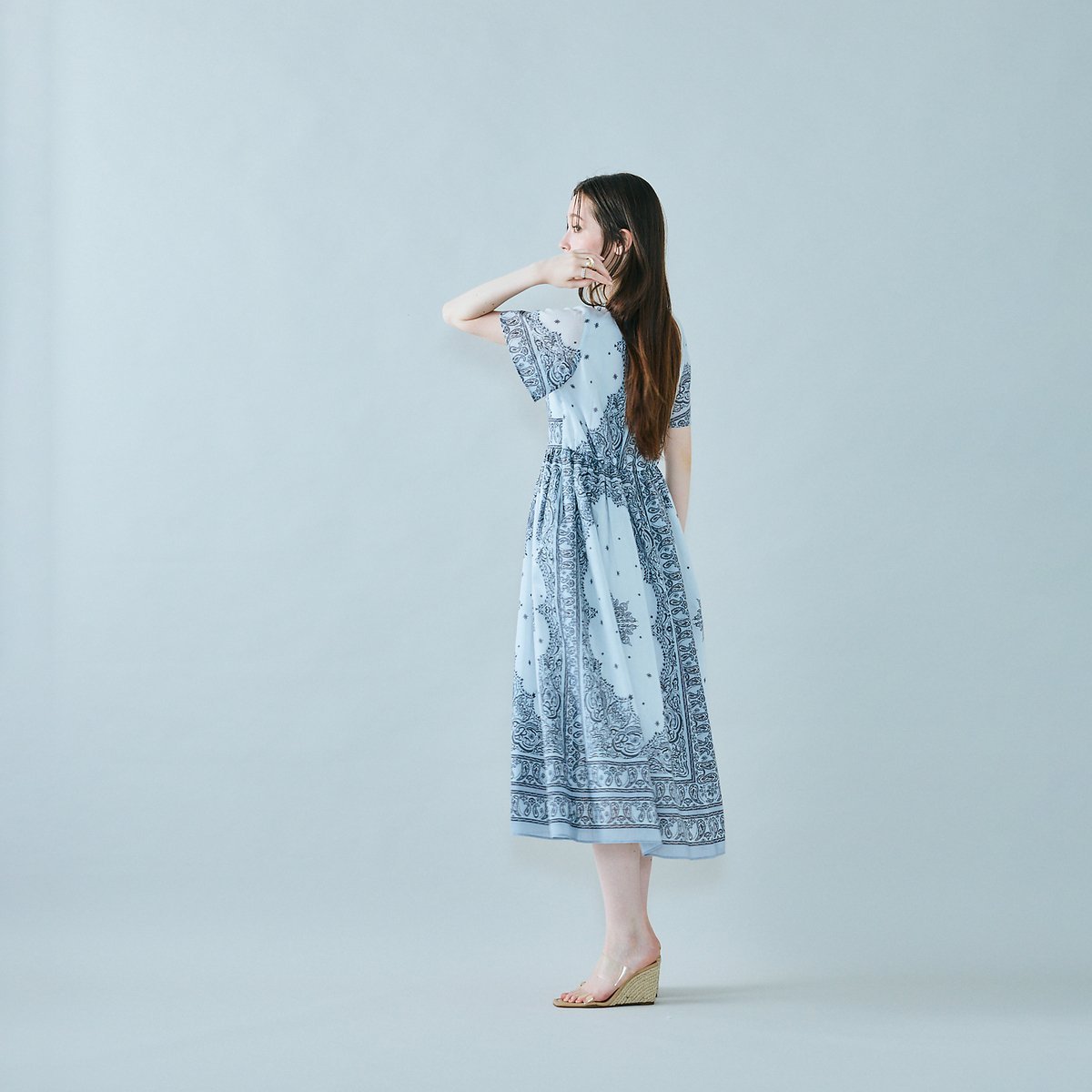 Rose Tiara｜ペイズリーパネルプリントワンピース | Rakuten Fashion