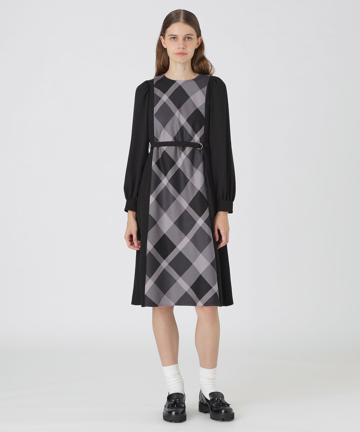 BLUE LABEL / BLACK LABEL CRESTBRIDGE｜スムージーサテンパーシャル