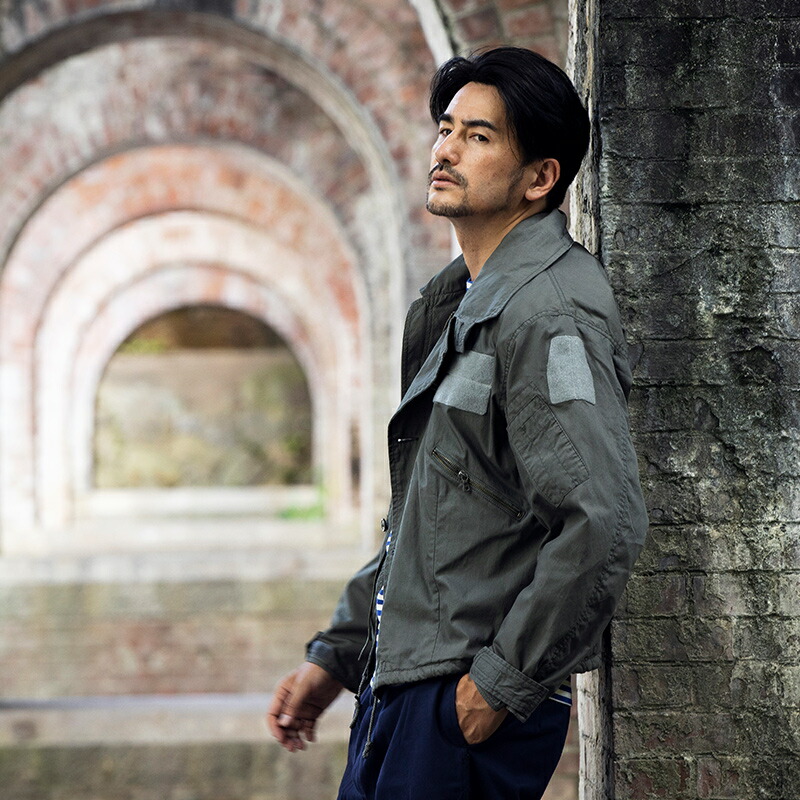 イギリス軍オリーブグリーンジャケット フード付き ミリタリー