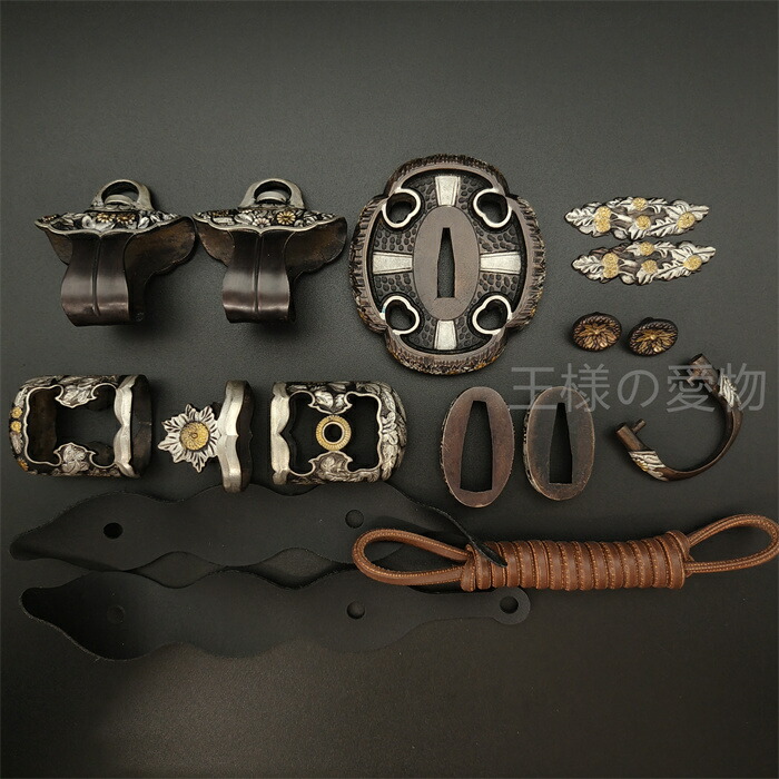 楽天市場】太刀金具 菊紋 刀鍔 目貫 縁頭 切羽 鐺 柄鞘一式金具 銅製