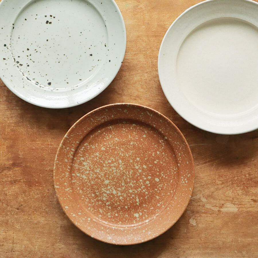 楽天市場】日本製 Homeland ホームランド 信楽焼 丸皿 21.5cm 【食器