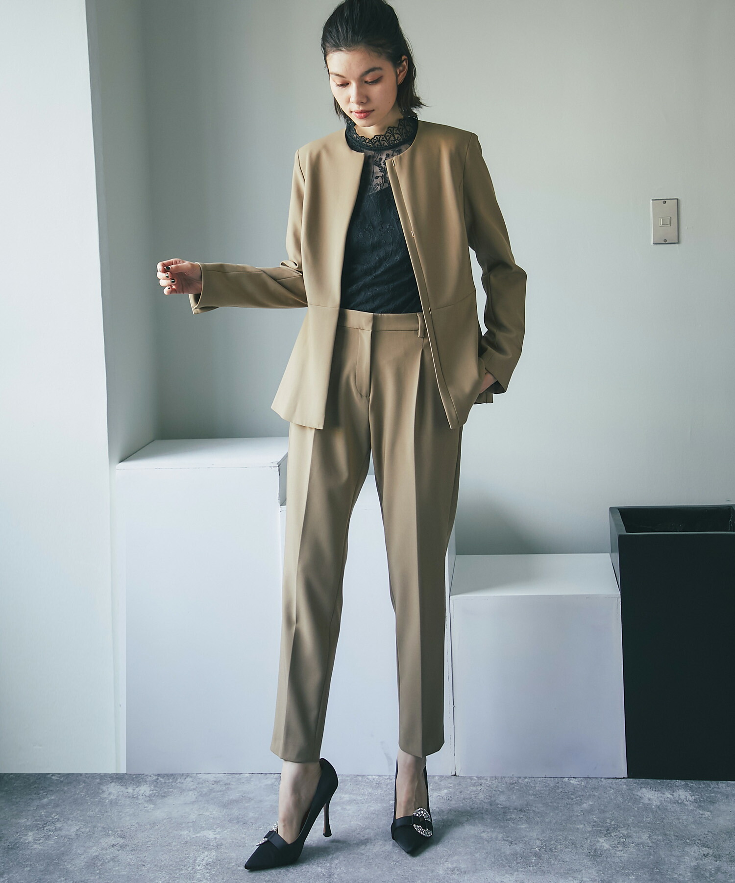 楽天市場】ノーカラー ペプラム ジャケット ＆ スラックス パンツ