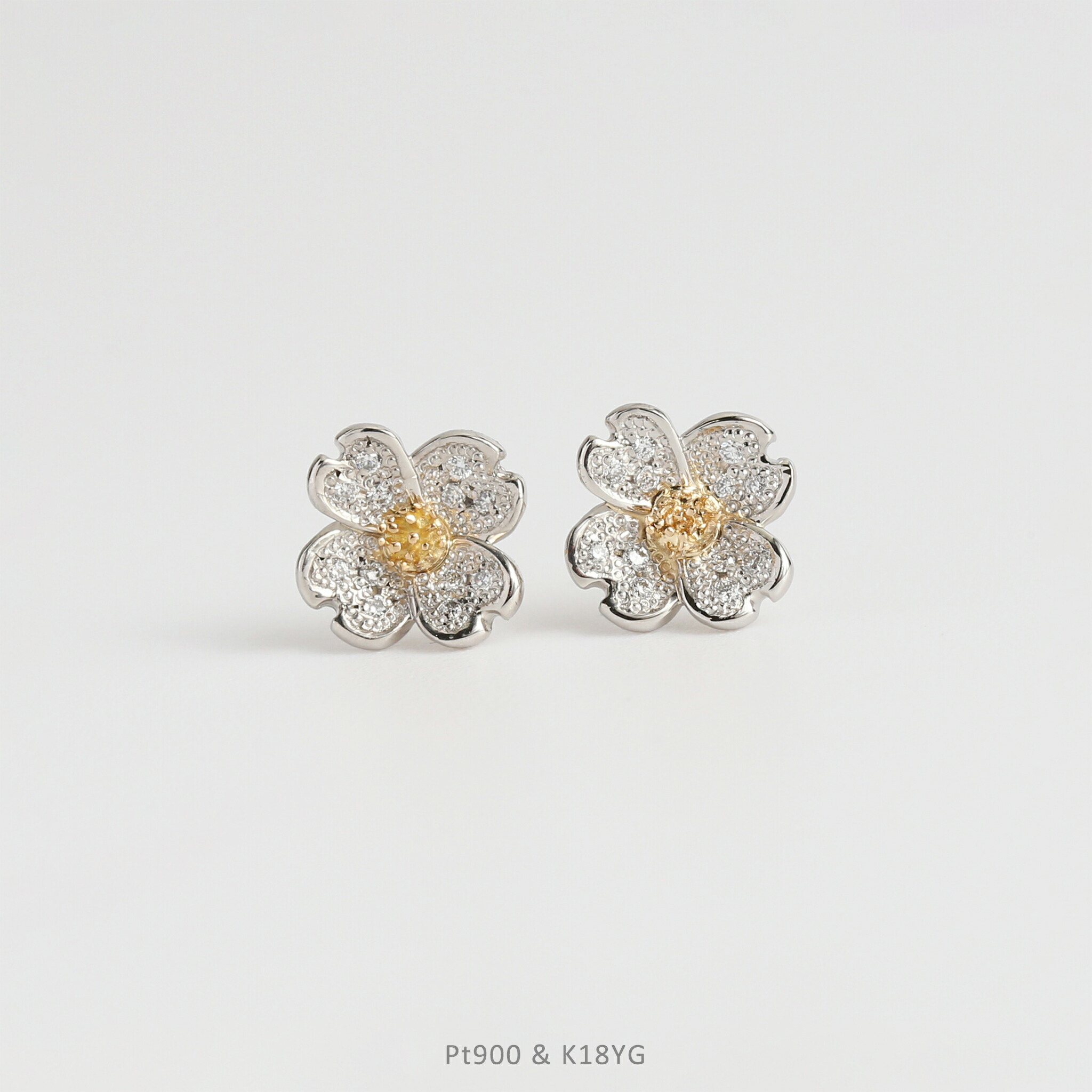 楽天市場】【Flowering / Pierce】 Pt900＆K18イエローゴールド 花