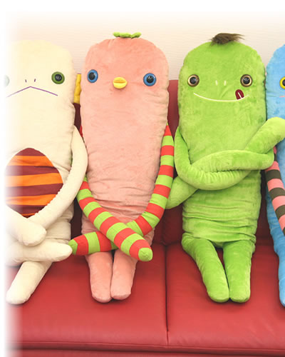 楽天市場】モケケ もけけ 全長約99cm 特大 LLサイズ ぬいぐるみ 抱き枕