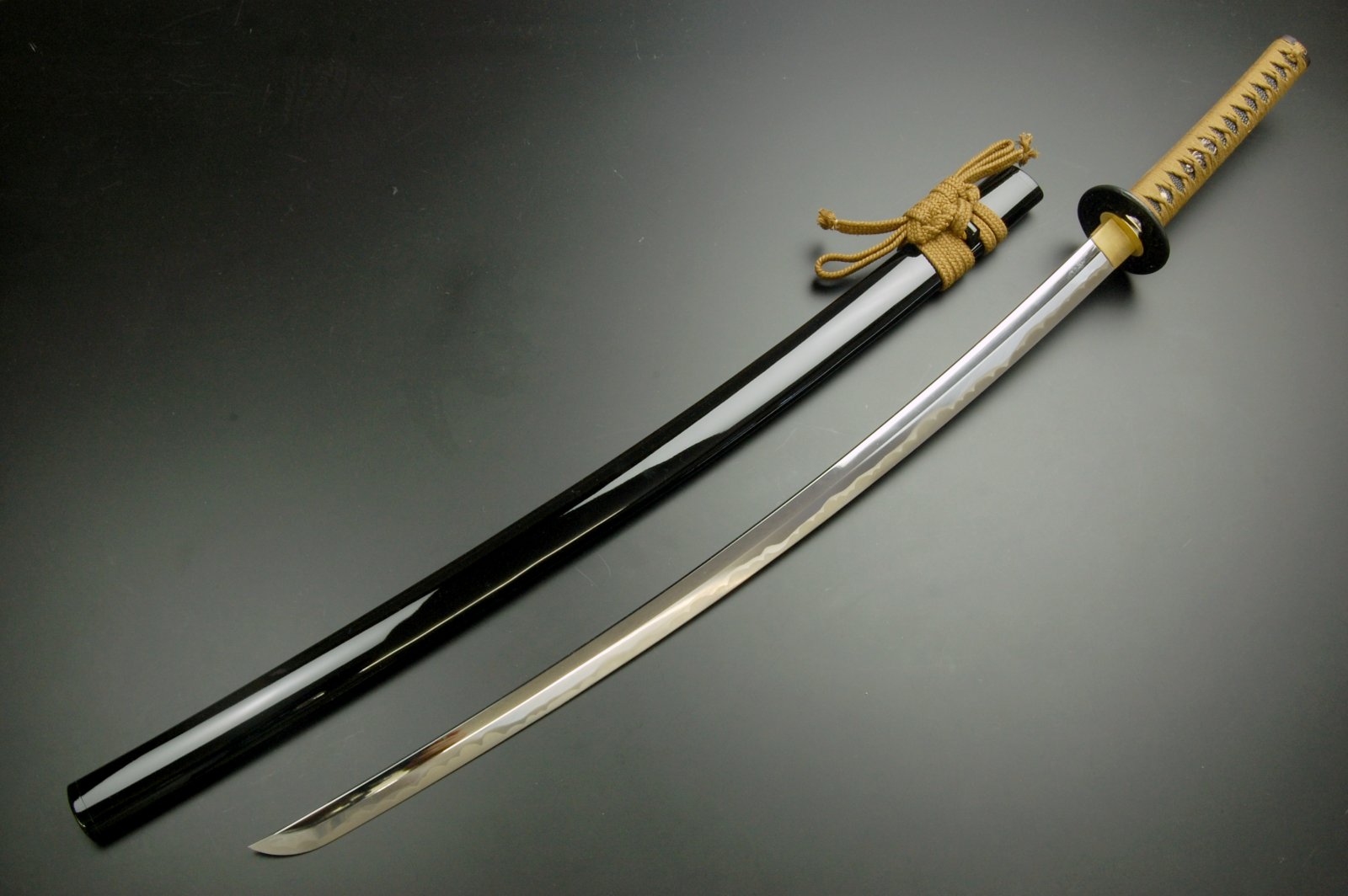 楽天市場】高級美術刀剣 模造刀 名刀匠シリーズ 長曾禰虎徹大刀 新選組