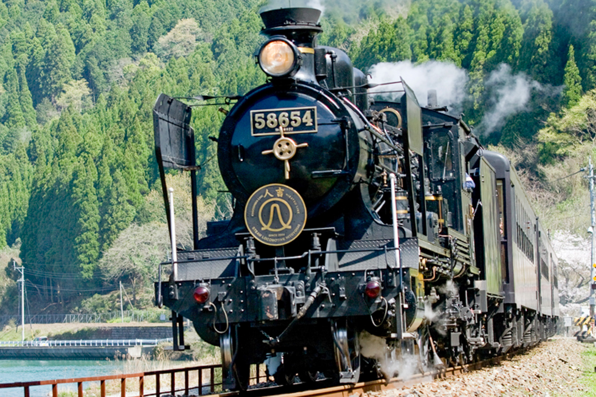 JR九州、「SL鬼滅の刃」のきっぷは「1秒で売り切れ」。残りのチャンス