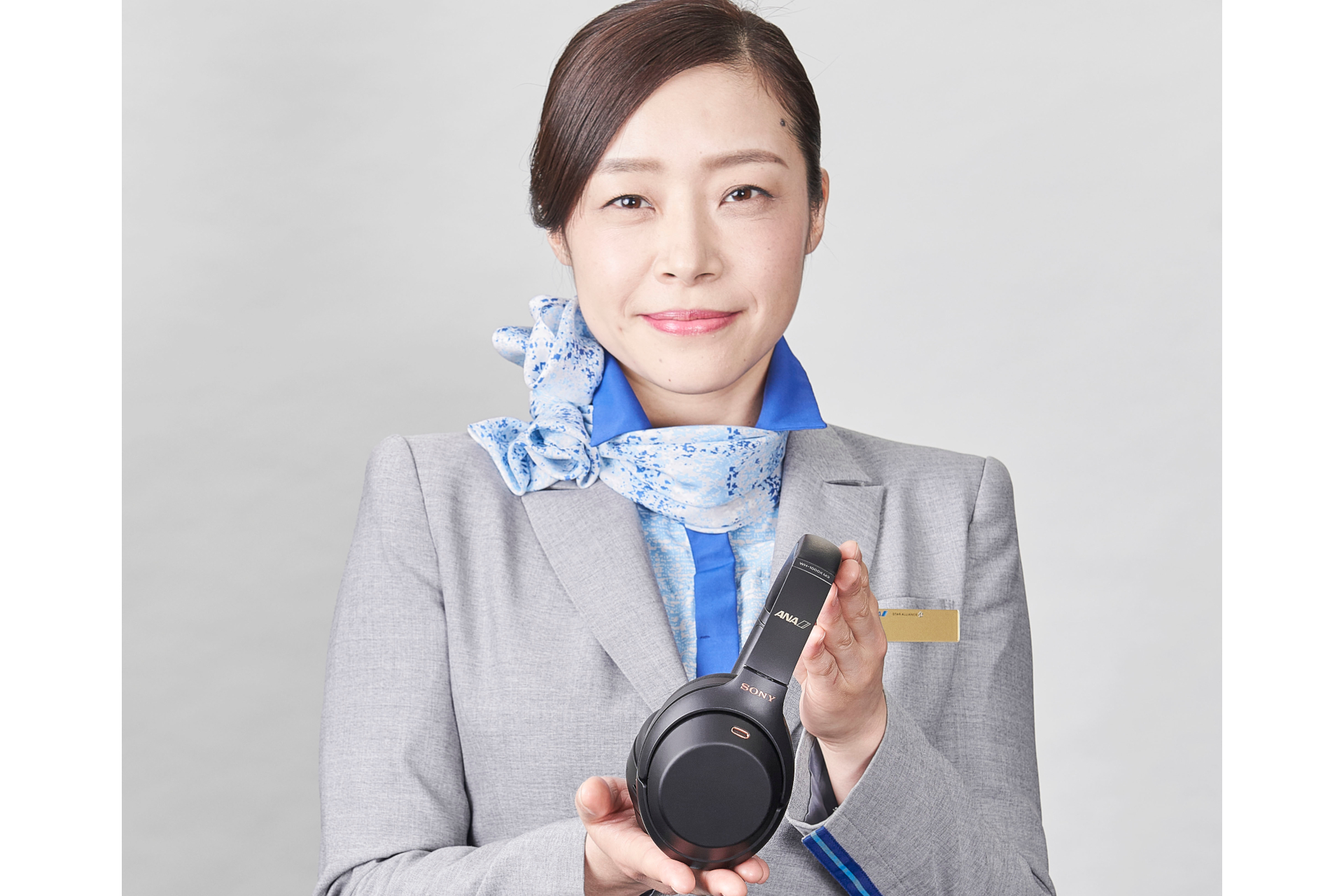 ANA、国際線ファーストクラスでソニーのノイズキャンセリング