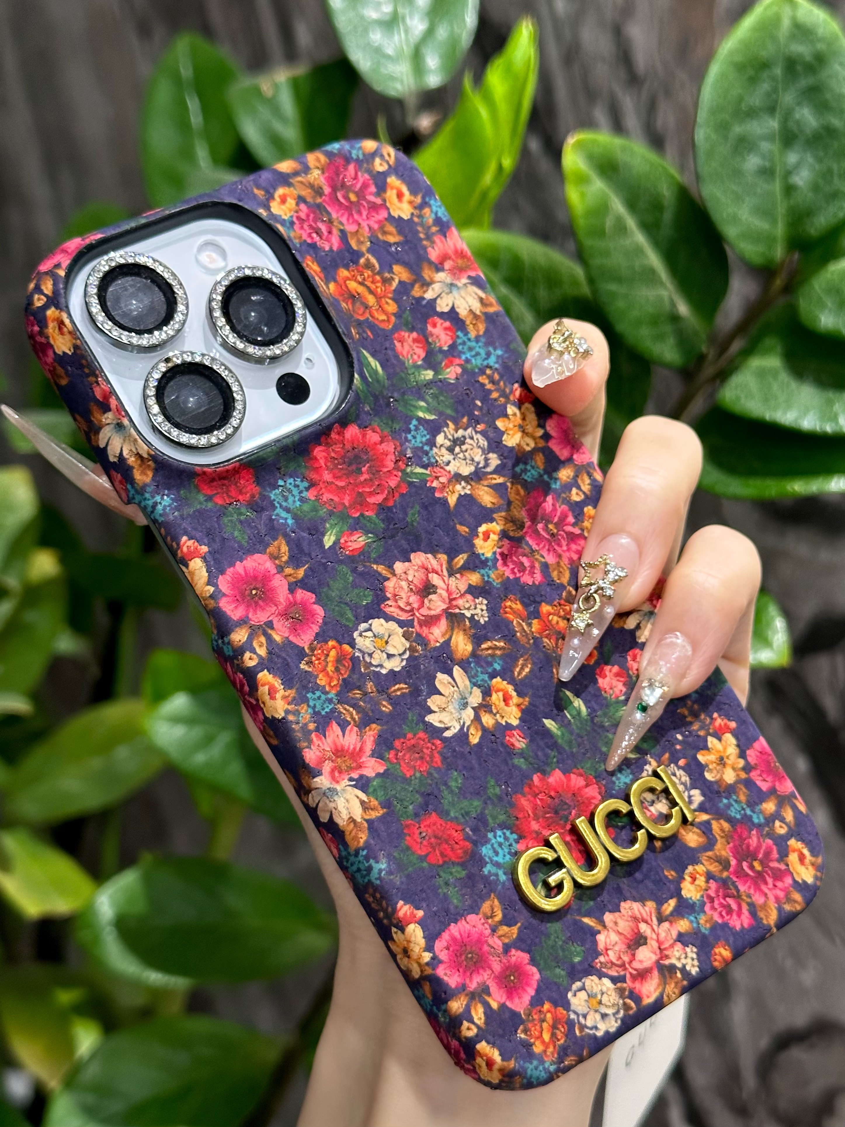 グッチ iPhone16 Pro Maxケース フラワー 花柄 GUCCI iPhone16 Pro