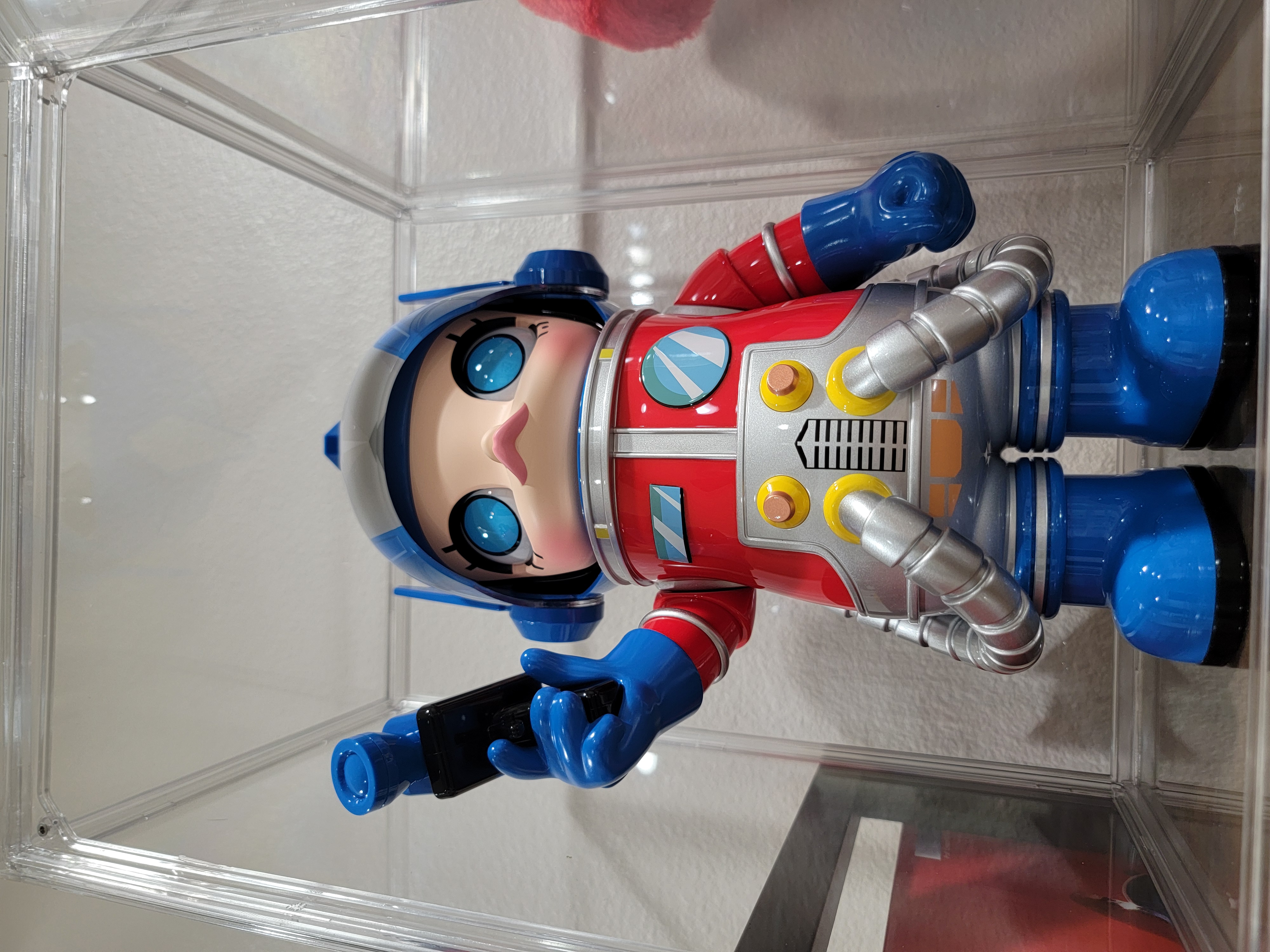 MEGA SPACE MOLLY 400% Optimus Prime - POP MART (Canada)