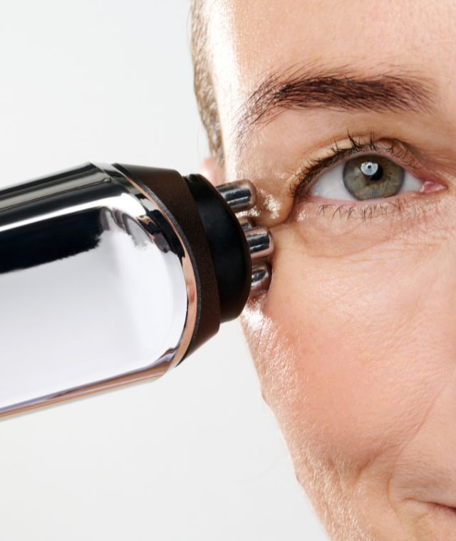 Dermalux Flex MD LED Light Therapy Device | CurrentBody USA