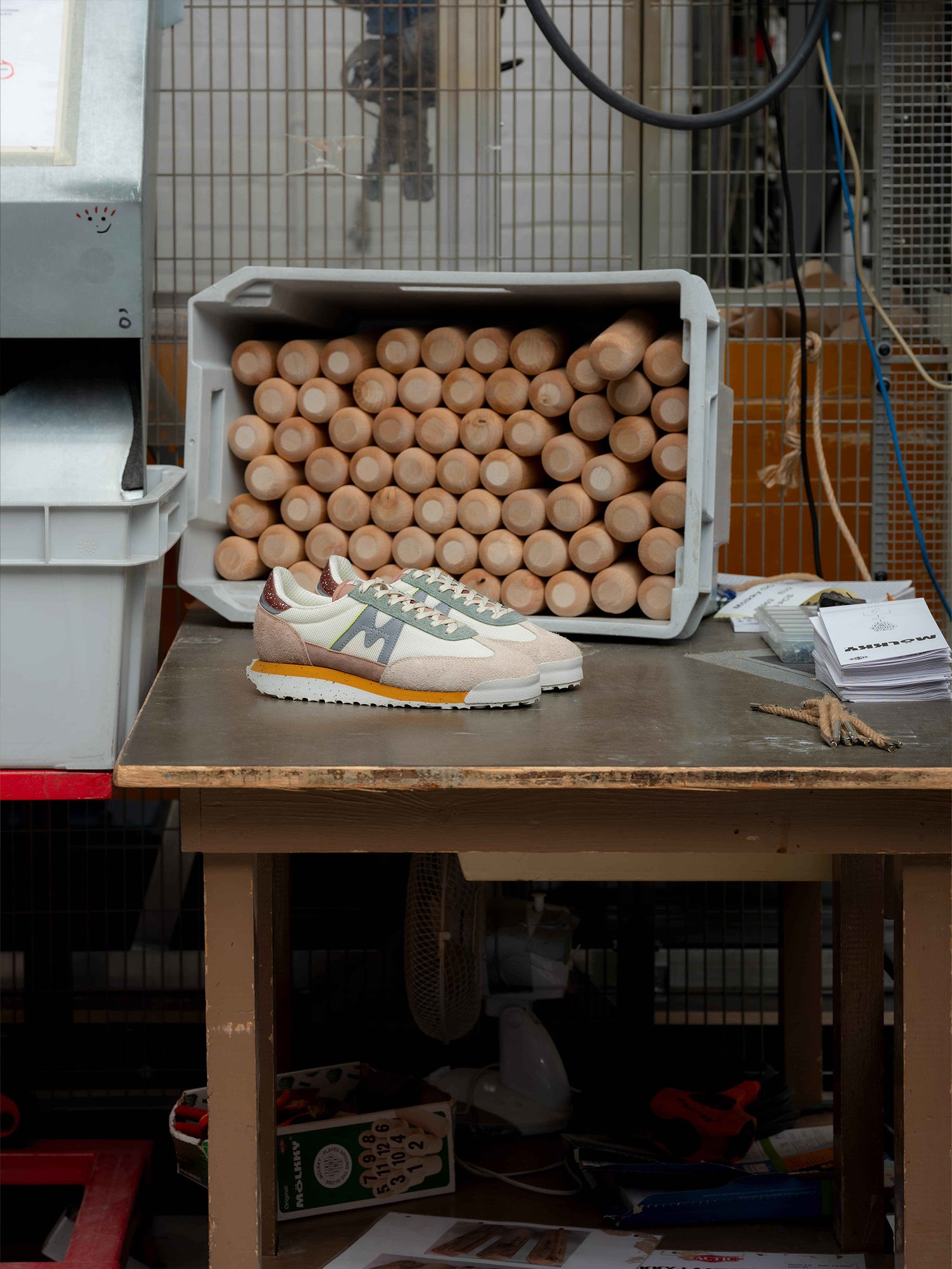 Karhu Mestari Control Mölkky pack Turtledove / Iceberg Green