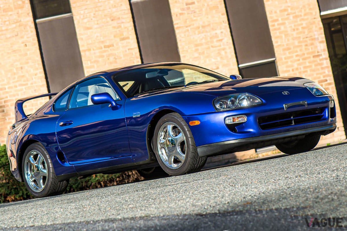 80スープラ」が800万円オーバー！ 15周年アニバモデルが高額落札