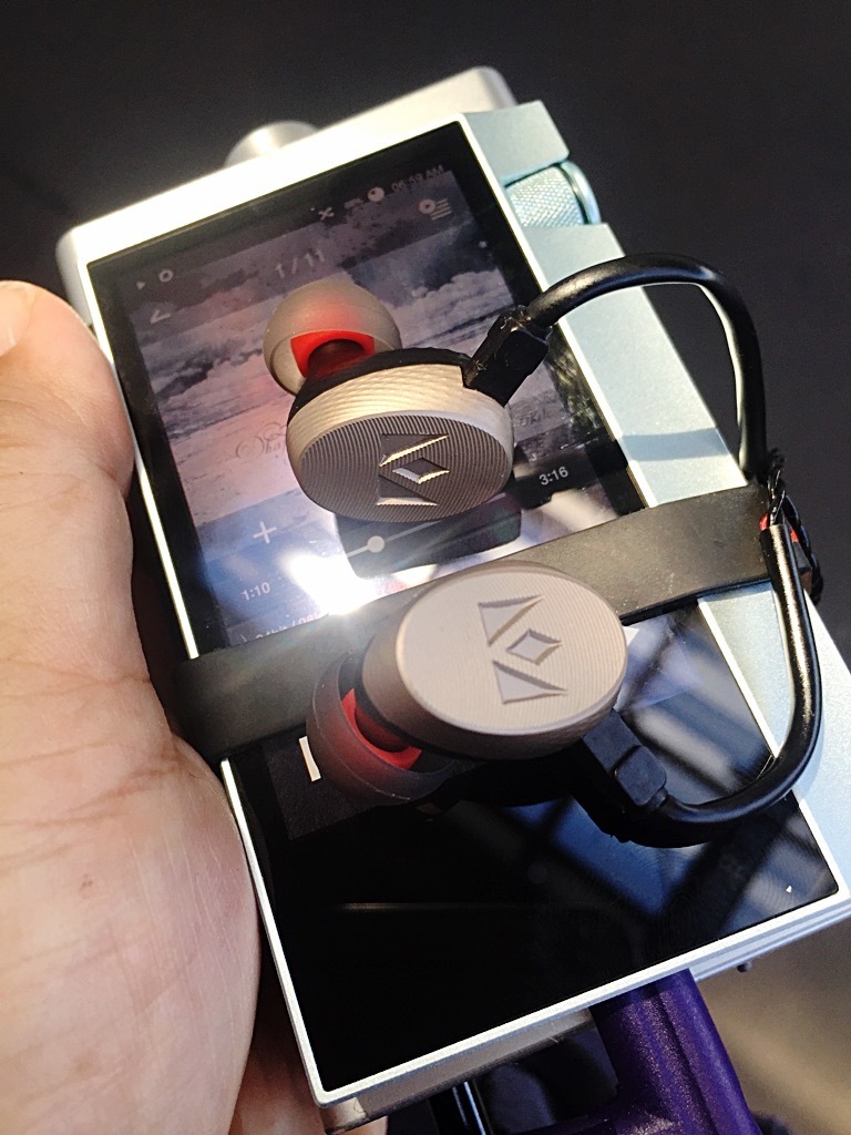 Noble Audioの新フラッグシップ、Katanaレビュー: Music TO GO!