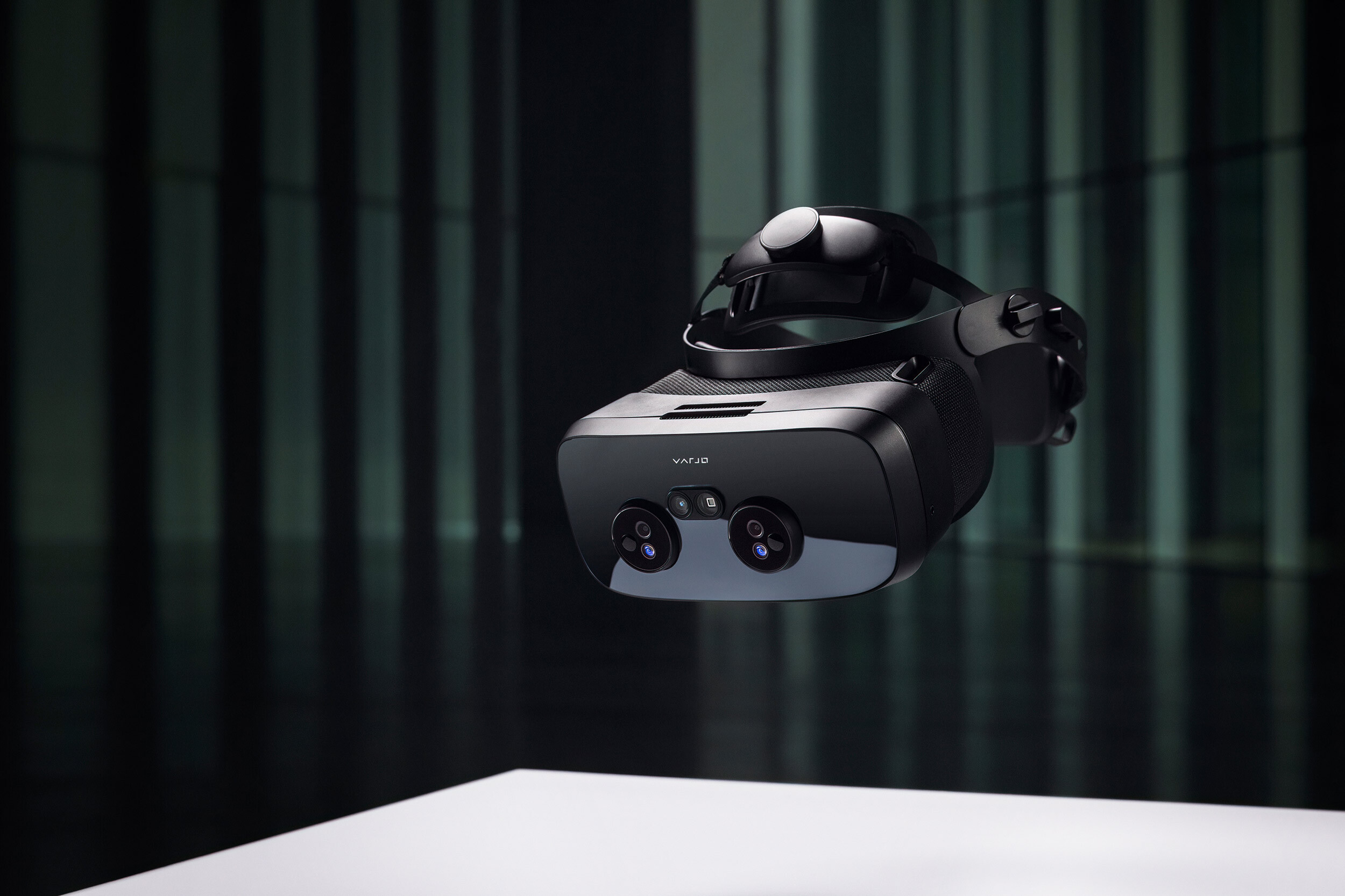 Varjo XR-3 - The First True Mixed Reality Headset | Varjo