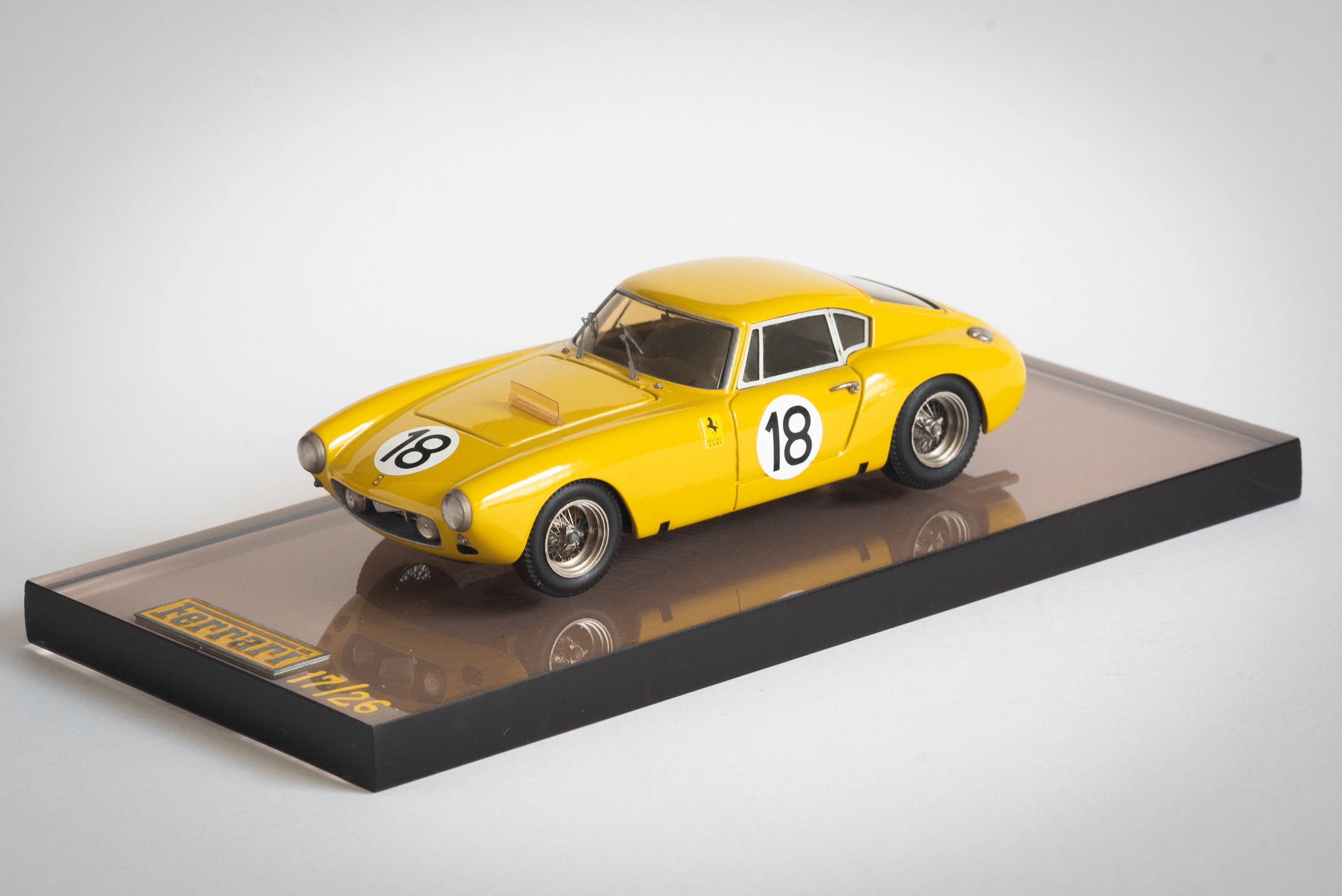 AMR - Limited Edition Ferrari 1961 250 GT LWB #18 - Le Mans