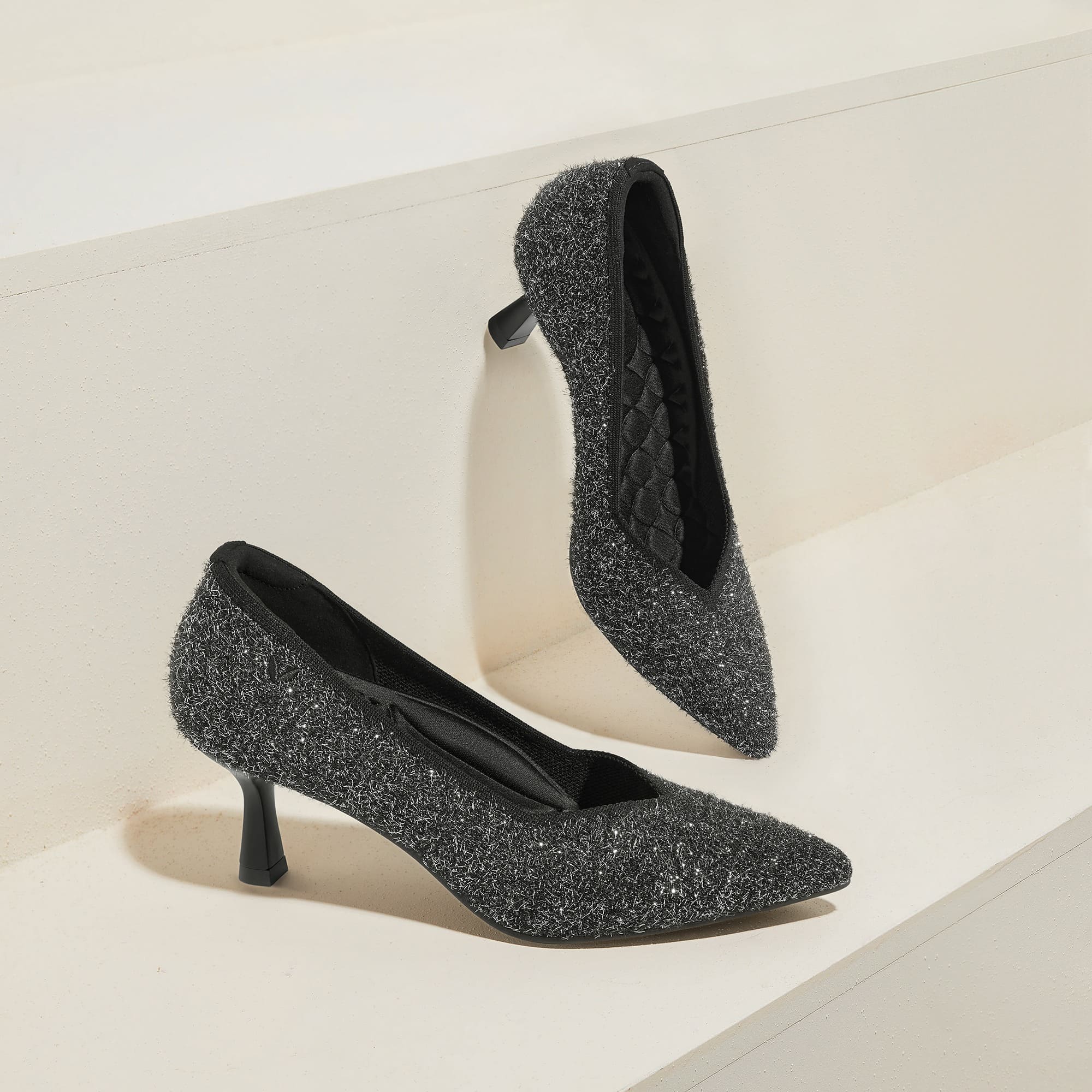 Anna] ポインテッドトゥ ミッドヒール – VIVAIA JAPAN