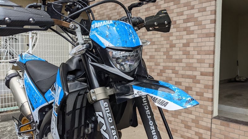 超簡単！WR250R/Xのフロントフェンダー交換【ドリップレーシング