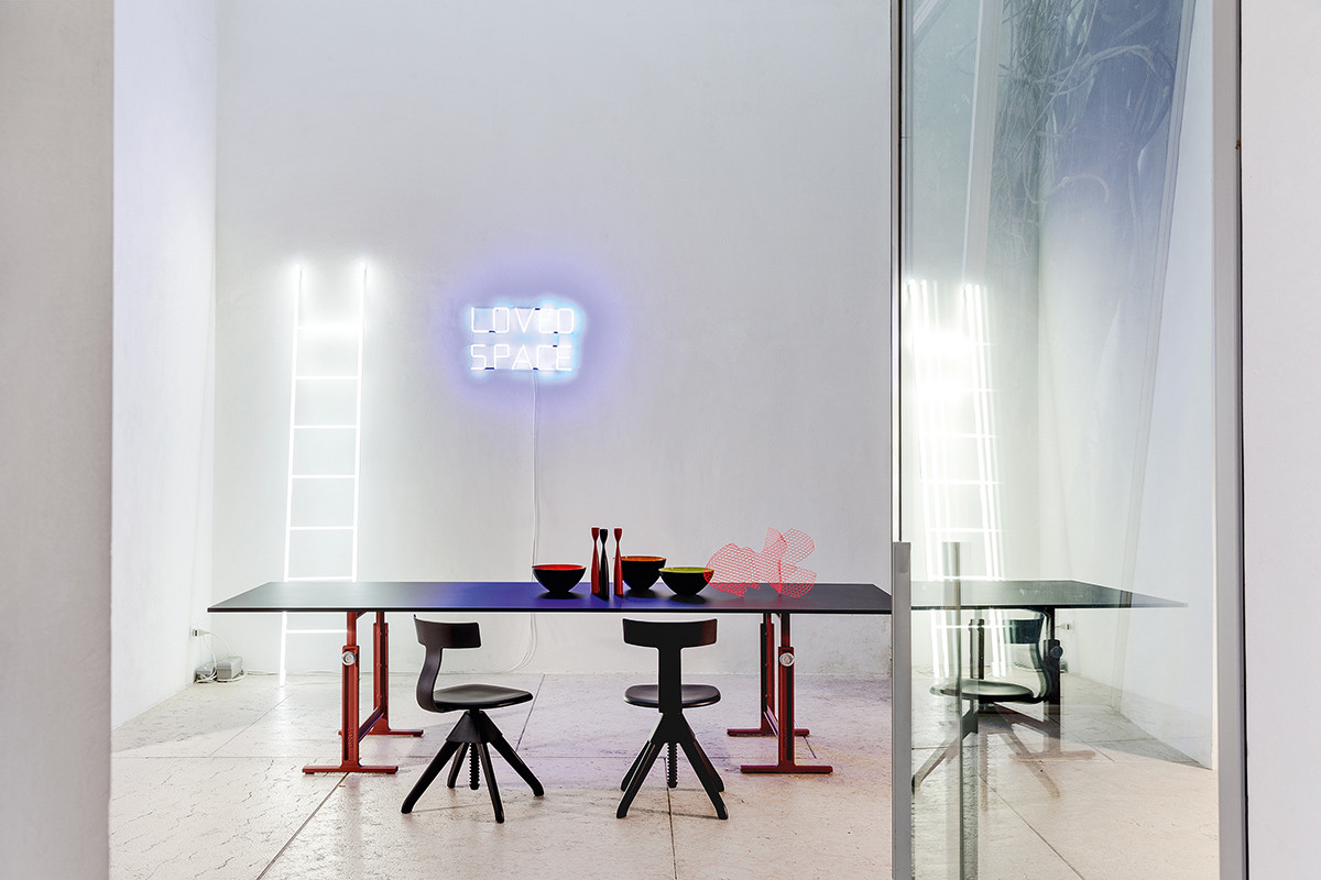 Tuffy Swivel chair | Magis - 197 Design Store