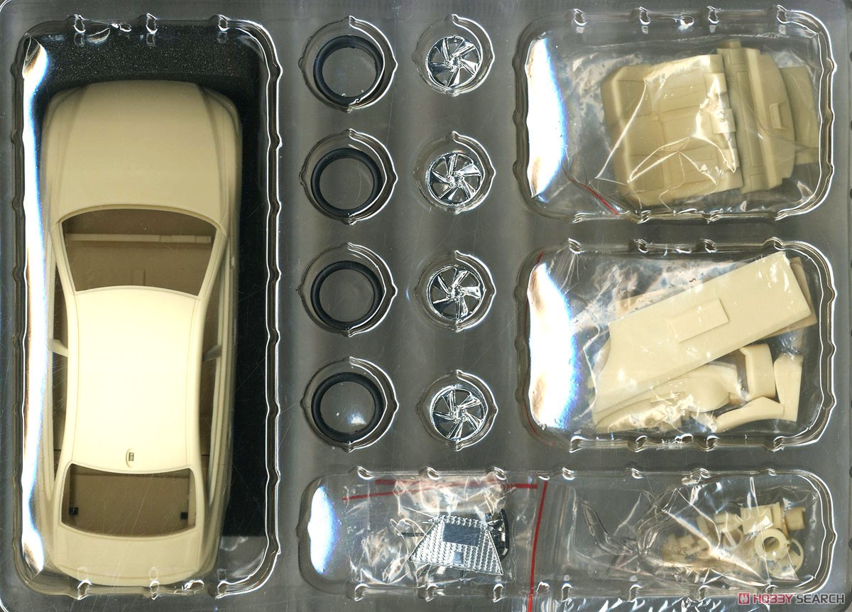 Toyota CROWN HYBRID 2.5 RS Advance (2018) (レジン・メタルキット