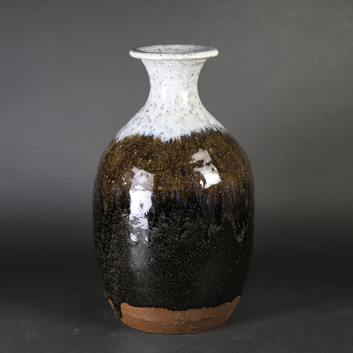 十四代中里太郎右衛門 作 叩き朝鮮唐津花入 No.9 – ギャラリー一番館