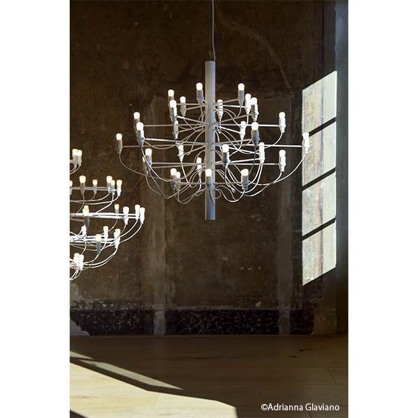 FLOS（フロス）新作「2097/matte white」発売のお知らせ | インテリア