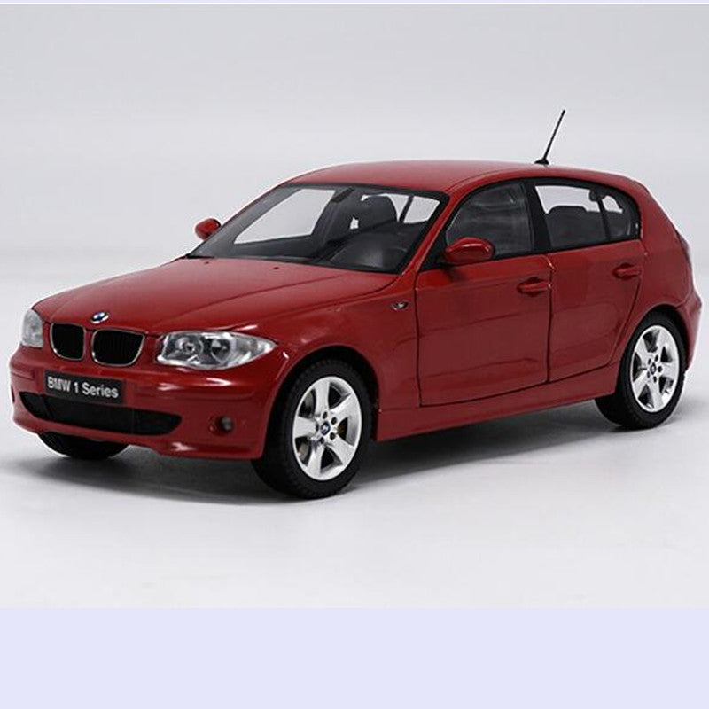 Original factory authentic Kyosho BMW 1 series 1:18 120i BMW