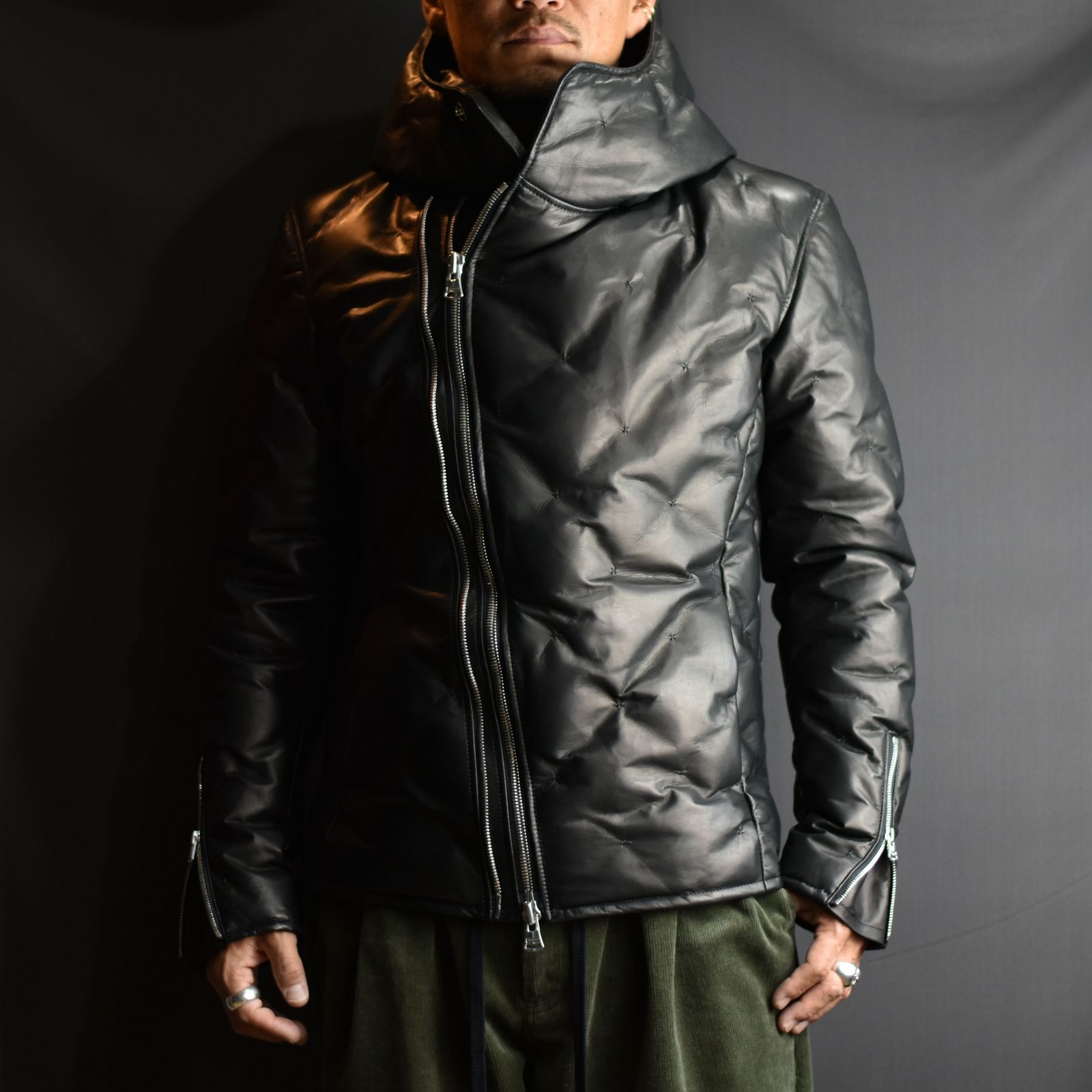 ISAMU KATAYAMA BACKLASH - ジャパンステア ファニチャーレザー ダウン