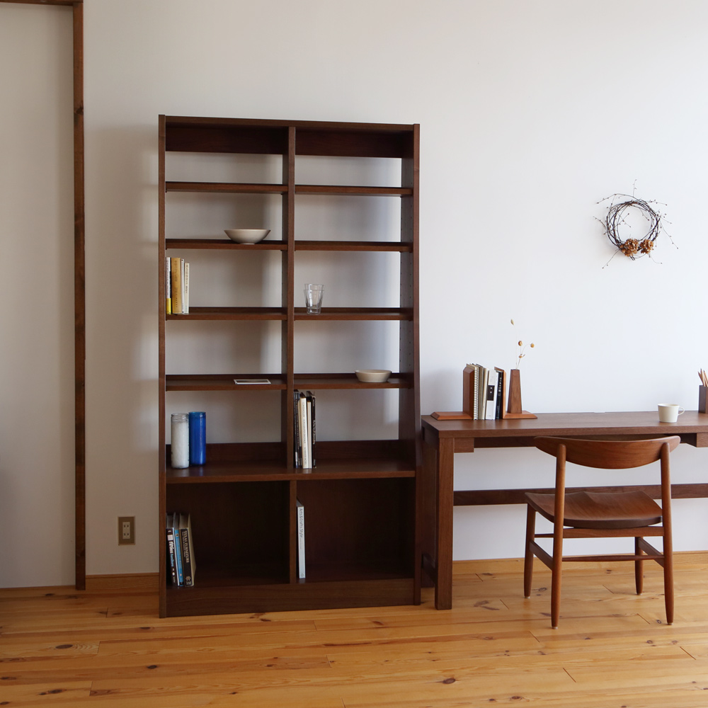 ウォールナット無垢材のオーダー本棚（幅100cm 高さ188㎝）C-291・家具