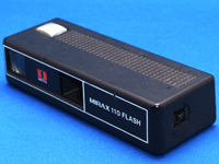 ミラックス 110 フラッシュ (MIRAX 110 FLASH) | Camera Museum by