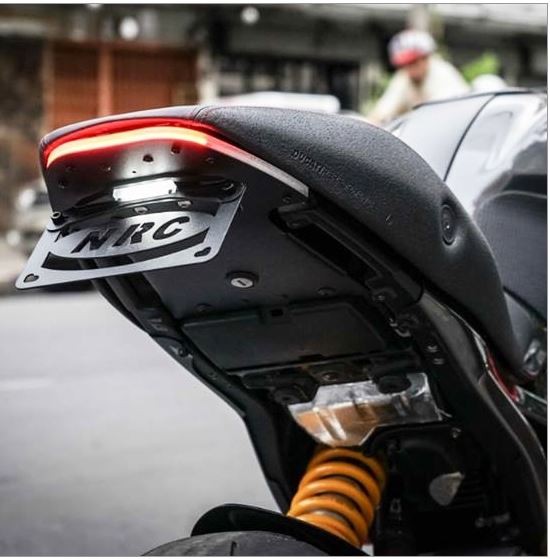 NRC製DUCATI696テール＆ウインカー内蔵フェンダーレス｜AxxL