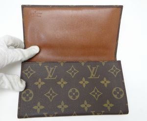LOUIS VUITTON ルイヴィトン モノグラム 二つ折り長札入れ USED品 商品