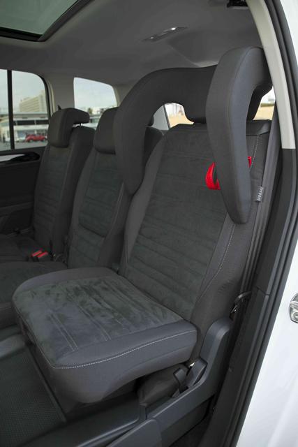 日本のミニバンとは一味違う!? 7人乗り「VW／ゴルフトゥーラン」の