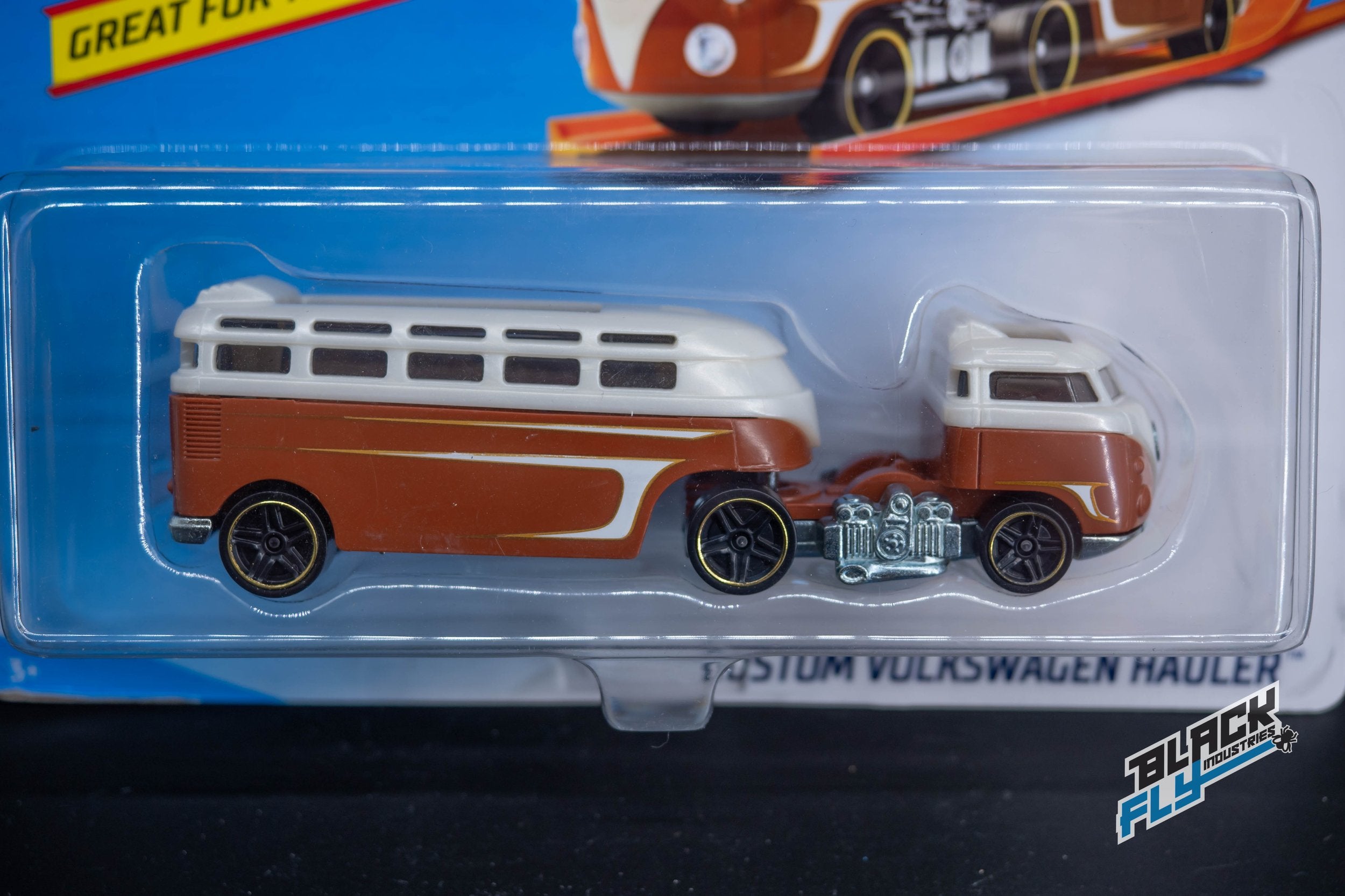 Hot Wheels -- Custom Volkswagen Hauler - bus – Black Fly Industries