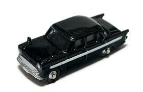 ゼブンイレブン「ベストカーミュージアム スカイライン&フェアレディ」