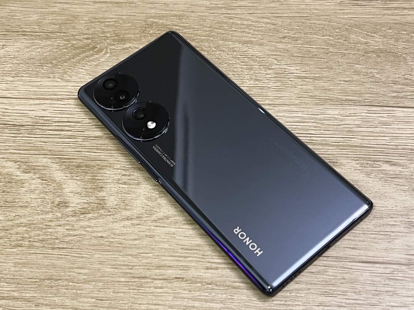 HONOR 70 Hands-on Review - Gadgets Middle East