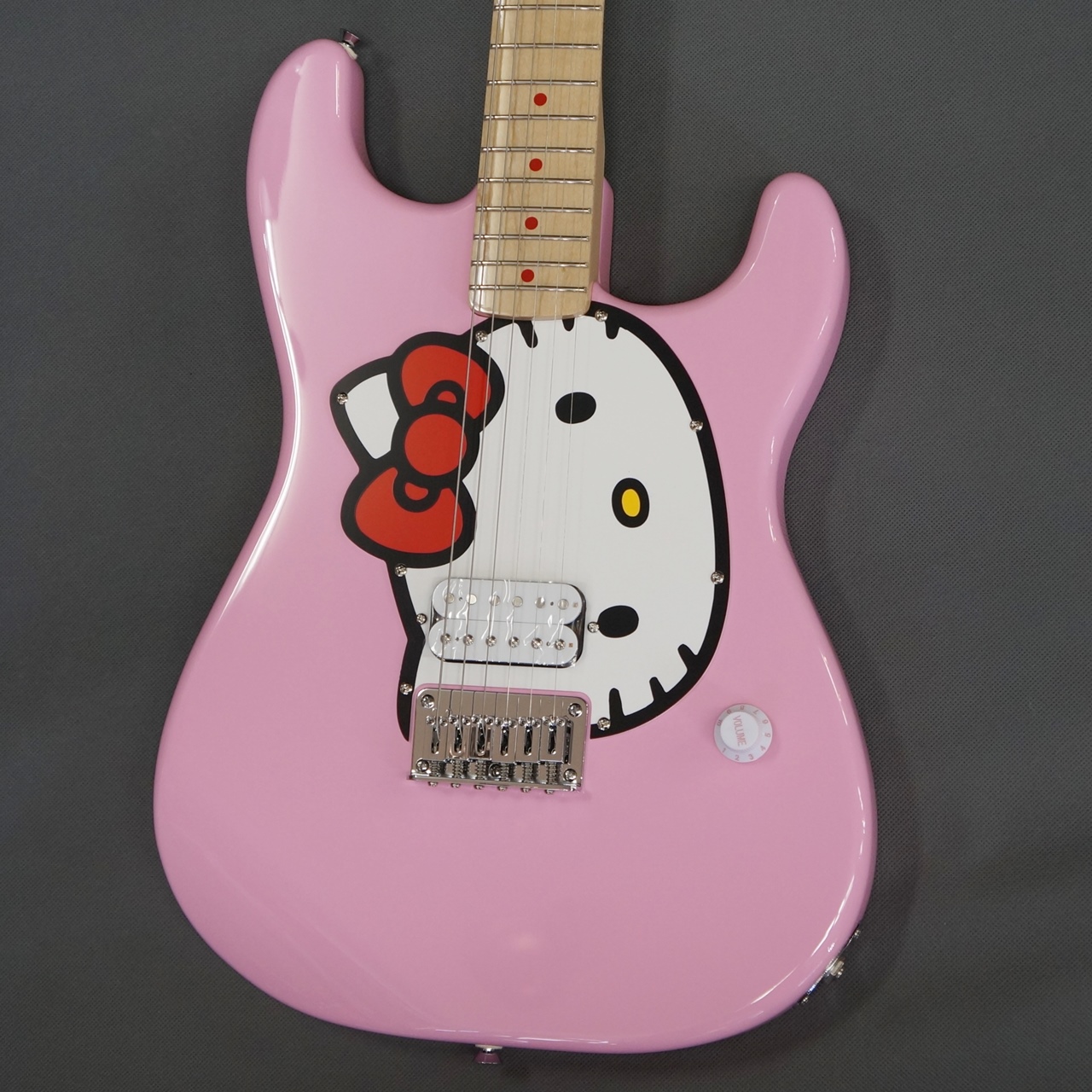 Squier Limited Edition Hello Kitty® Stratocaster / 楽器屋BOW