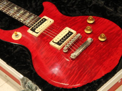 入荷特報】日本を代表するスーパーギタリストの夢が詰まった一本