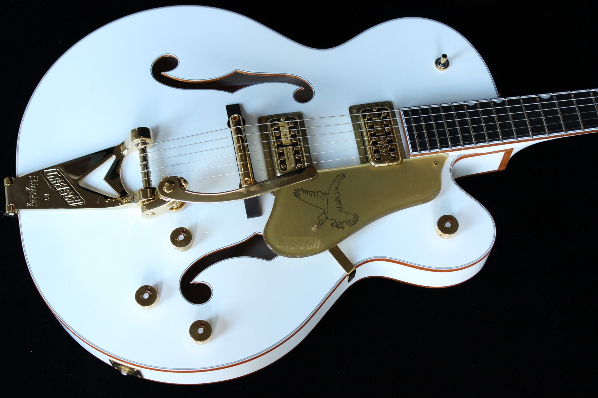 Gretsch G6136T-WHT Players Edition White Falcon White (SN