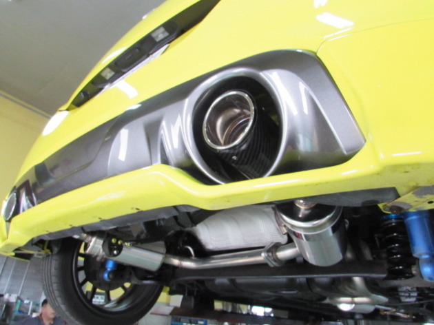 スズキ スイフトスポーツZC32S 軽量マフラーHKS Hi